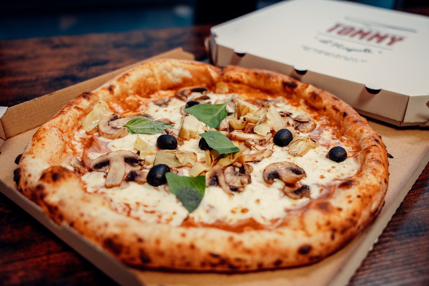 tommy-di-napoli-capricciosa-olasz-pizza-budapest-italian-pizzeria