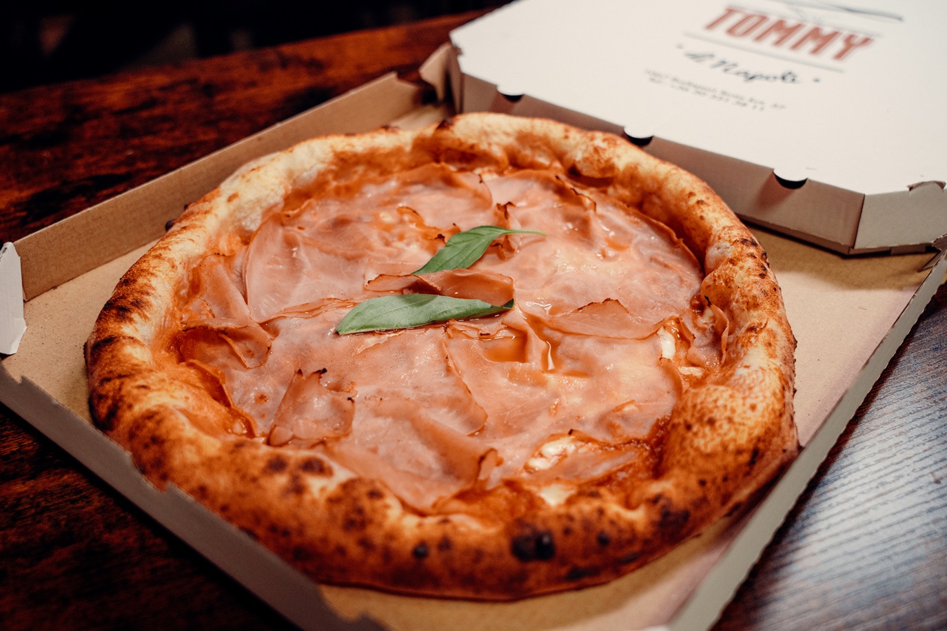 tommy-di-napoli-prosciutto-cotto-olasz-pizza-budapest-italian-pizzeria
