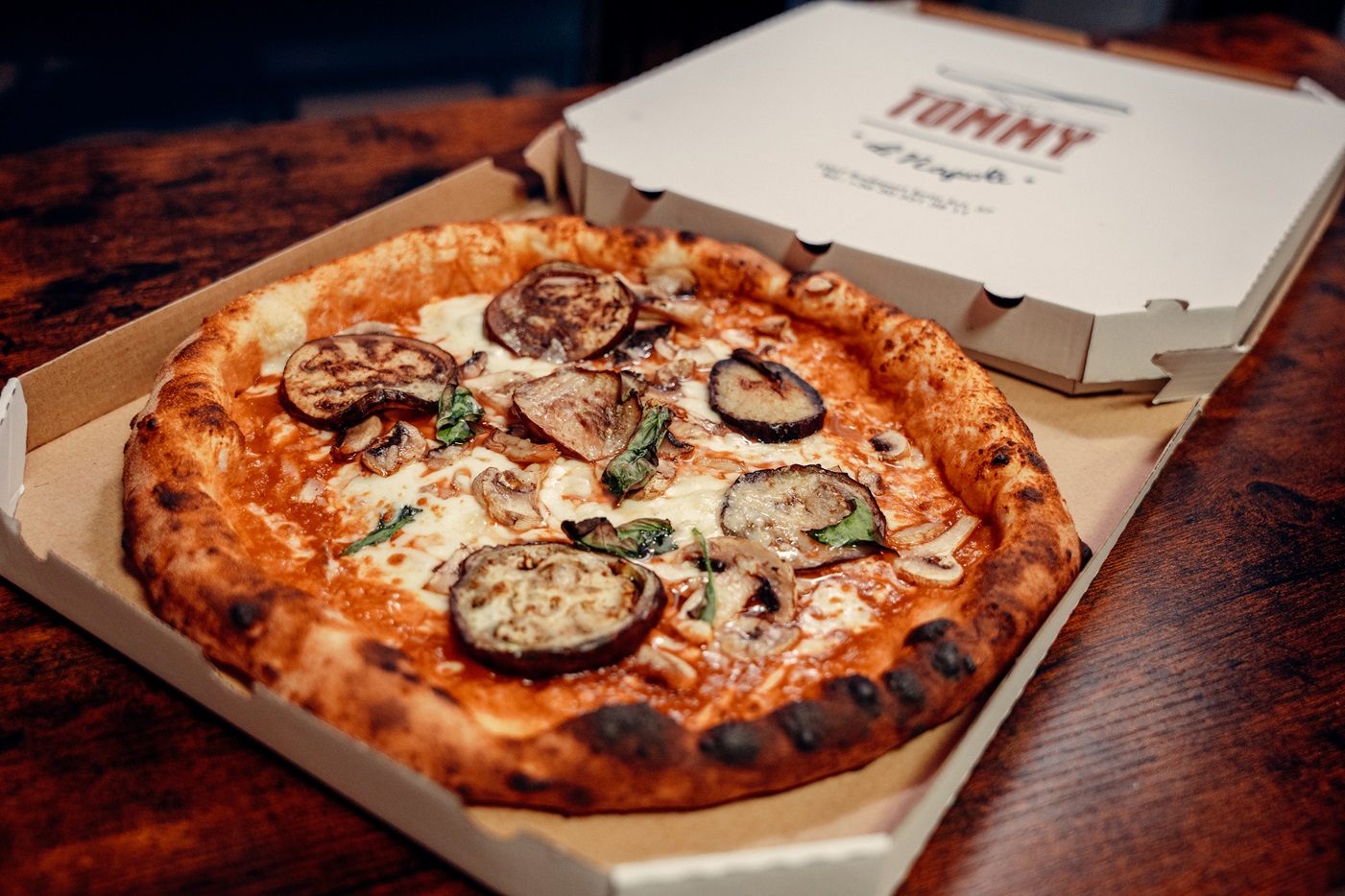 tommy-di-napoli-melanzana-con-funghi-olasz-pizza-budapest-italian-pizzeria